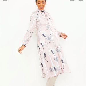 Pietro Brunelli elegant maternity dress